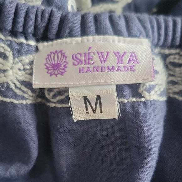 SEVYA Embroidered Tunic - Picture 6 of 6